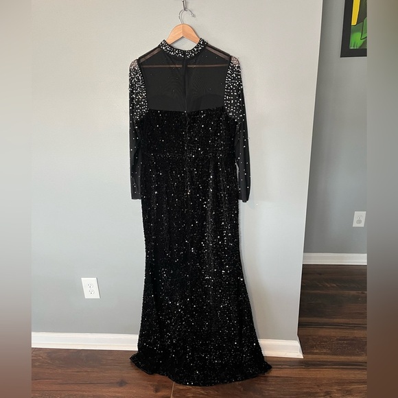 FAERIESTY Velvet Mesh Long Sleeve Sequin Pearl Embellished Maxi Ballgown - Picture 3 of 13